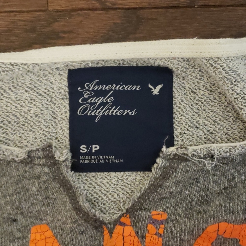 Sweater - Picture 4 of 4